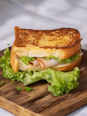 Turkey & Cheese Sandwich