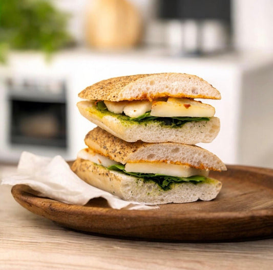 Halloumi Sandwich - lineupfit